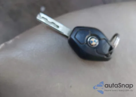 2002 BMW 330I из США, поврежденный, VIN WBAEV534X2KM16662